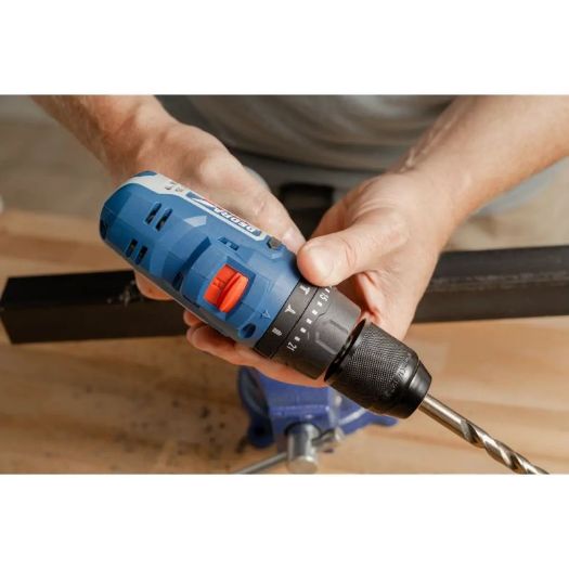 Akumulatorska udarna bušilica 12V, 45 Nm, 2 Ah baterija, punjač