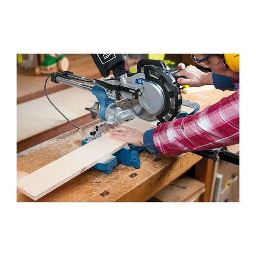Klizna poprečna pila za rezanje pod kutom 2000 W HM216