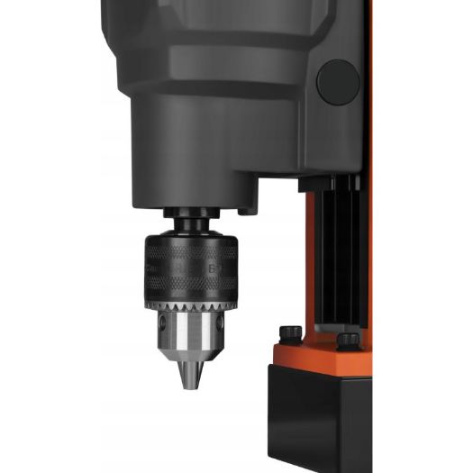 Stezna glava s ključem na bušilici