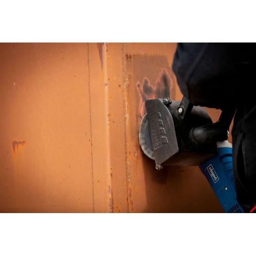 Žičana četka za skidanje sloja s metala