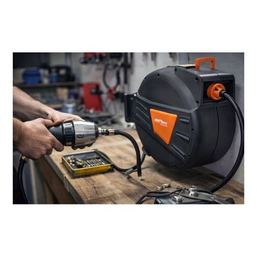 Pneumatsko crijevo na kolutu 15 m + 1,5 m, 1/4"