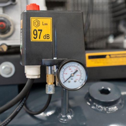 Vertikalni klipni kompresor 270 L 11 bar 400 V