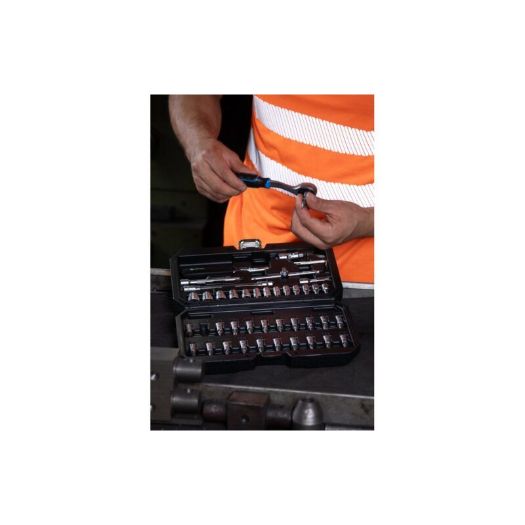 Set nasadnih ključeva i bit nastavaka 1/4", 46 kom, CR-V