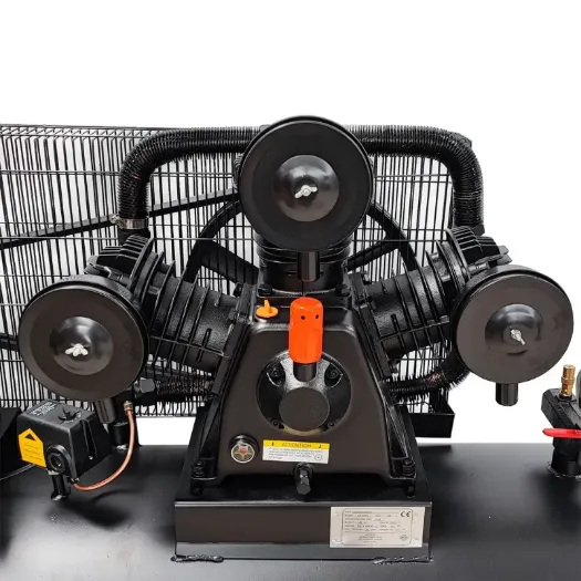 Klipni kompresor zraka 300 L 5,5 kW, 400 V, 10 bar