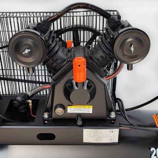 Klipni kompresor zraka 200 L 2,2 kW 10 bar