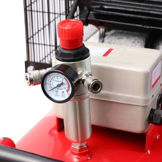 Uljni klipni kompresor 300 l, 400 V, 9,6 kW, 1060 l/min