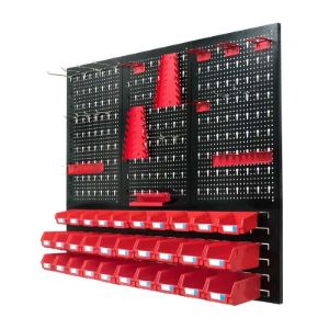Perforirani metalni panel sa 30 komada kutija i nosača