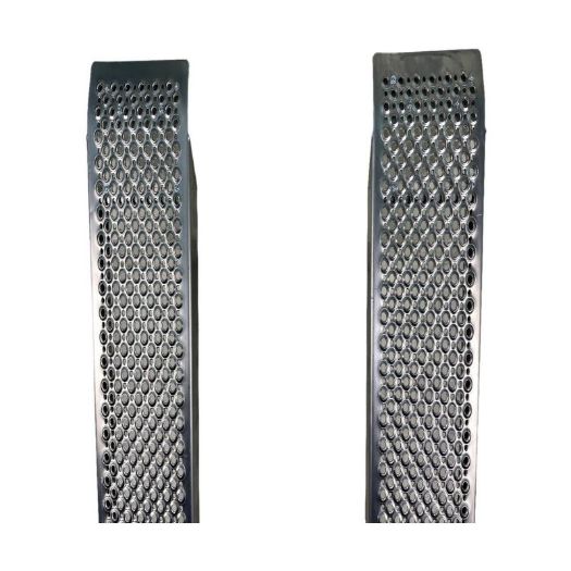 Par aluminijskih ravnih rampi 1500 mm postavljenih uspravno