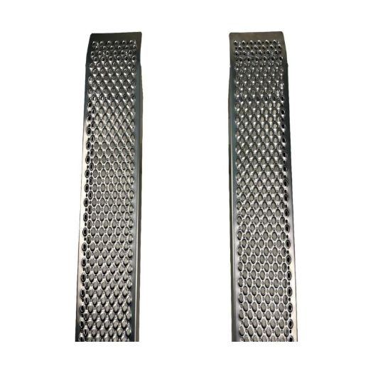 Par aluminijskih ravnih rampi 2500 mm postavljenih uspravno