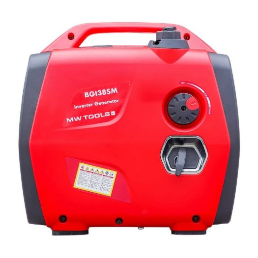 Mjere inverterskog agregata 3,8 kW: 535 x 335 x 527 mm