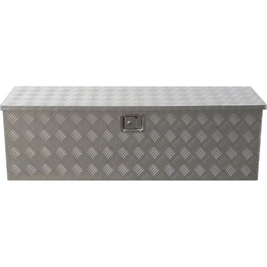 Brava s ključem na aluminijskom sanduku za alat