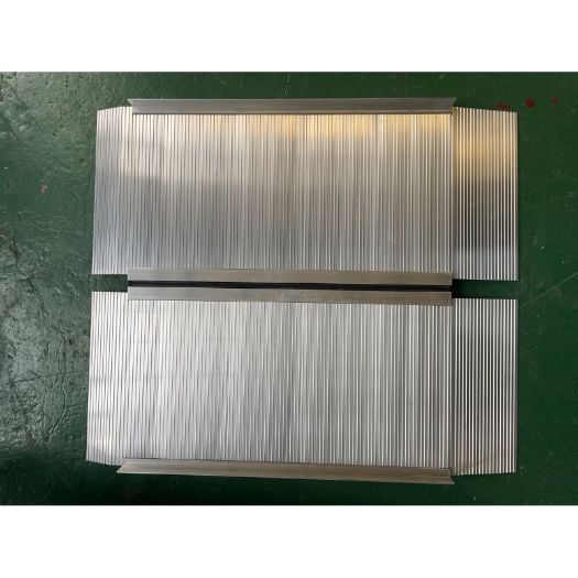 Aluminijska preklopna rampa | nosivost 400 kg | 1200 x 760 mm